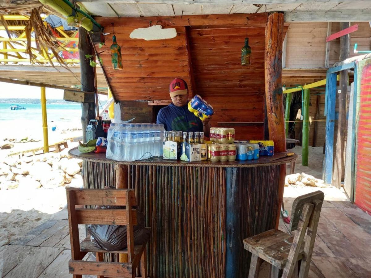 Отель Paraiso Azul Isla De Baru Плая-Бланка Экстерьер фото